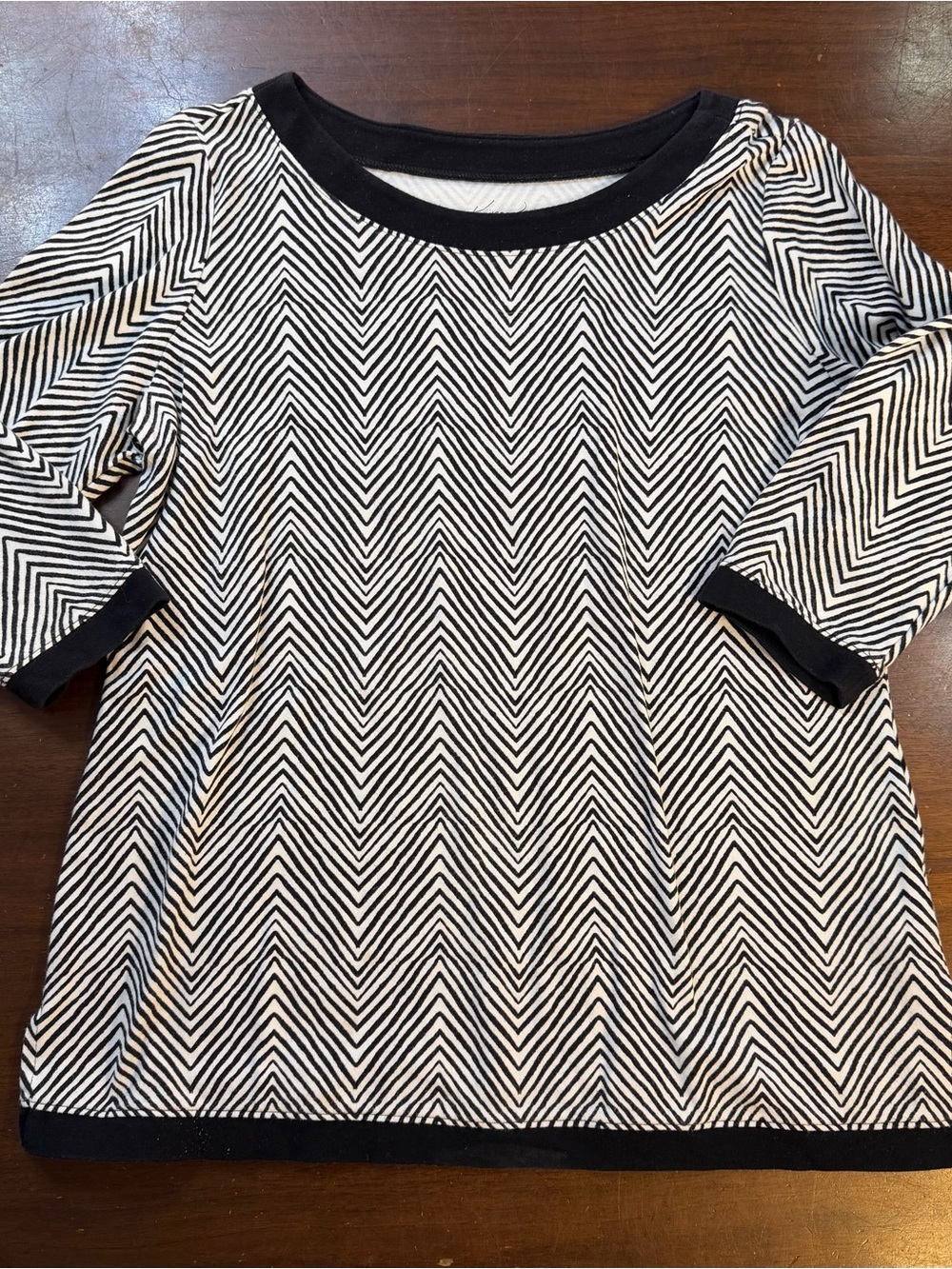 Kim Rogers Tunic size L Chevron striped 100% Cotton 3/4 Sleeves.
